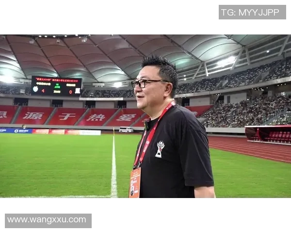 中国与韩国足球对决董路解读赛事精彩瞬间与战术分析