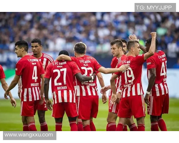 富明尼斯与甘美奥的激烈对决揭示了足球战术的新趋势与球队实力的较量