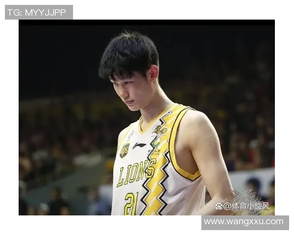 胡金秋：从篮球新星到球队核心的成长之路与未来展望