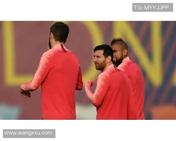 曼联与巴萨巅峰对决再度上演球迷期待精彩瞬间与激情碰撞