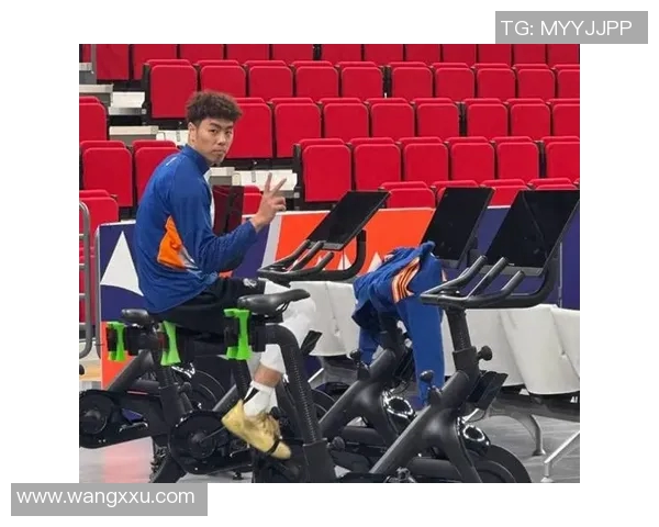 李添荣的成长之路：从普通学生到行业领军人物的奋斗历程与启示