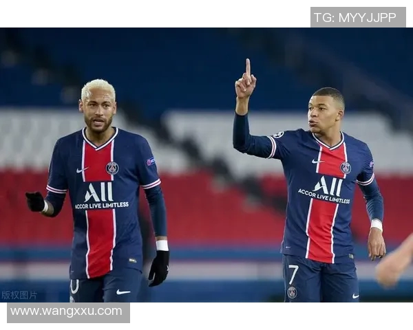 巴萨与尤文激情对决海报展现足球魅力与团队精神