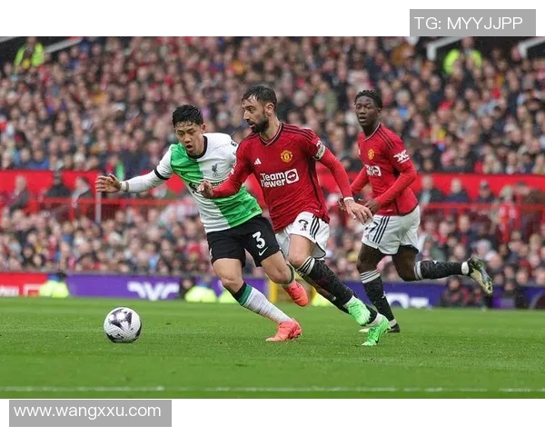 珀斯光荣与曼联激战成焦点比赛比分揭晓精彩瞬间回顾